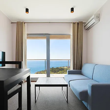 Top-hill Stunning View 2 Bdr With Swimming Pool Апартаменти Будва
