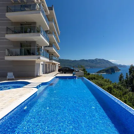 Top-hill Stunning View 2 Bdr With Swimming Pool Будва